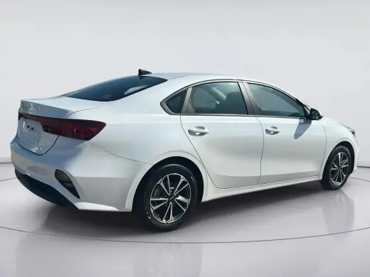 Kia Forte 2024 LXS 4dr Sedán