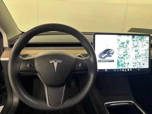 Tesla Model 3 2023 4dr Sedán