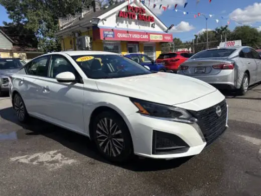 Nissan Altima 2023