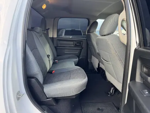 2019 Ram 1500 Clásico