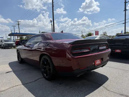 Dodge Challenger 2019