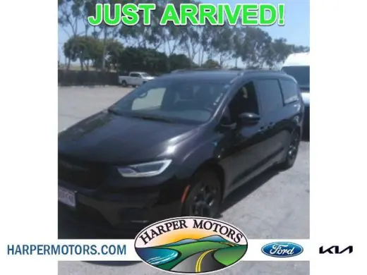 Chrysler Pacifica Plug-In Hybrid 2024 Road Tripper 4dr Mini-Van