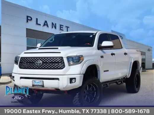 Toyota Tundra 2019 4x4 SR5 4dr CrewMax Cab Pickup SB (5.7L V8)