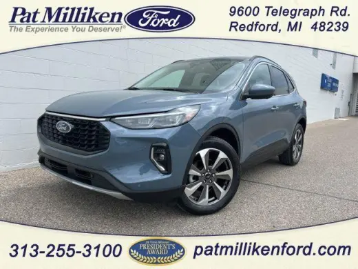 Ford Escape 2023 AWD Platinum 4dr SUV