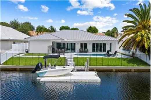Propiedad de alquiler con 3 dormitorios y 3 baños en Fort Lauderdale