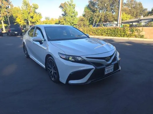 Toyota Camry 2024 SE 4dr Sedán