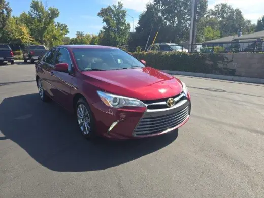 Toyota Camry 2017 XLE 4dr Sedán