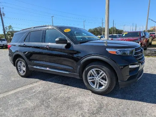 Ford Explorer 2022 AWD XLT SUV de 4 puertas