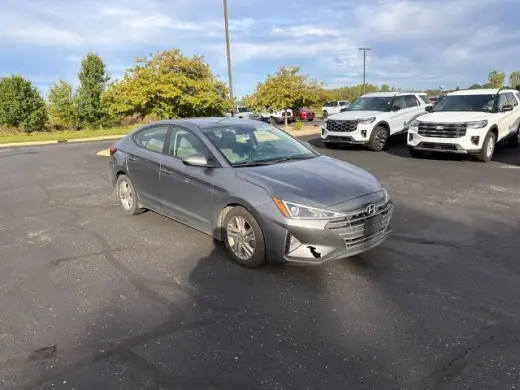 Sedán Hyundai ELANTRA 2019 SEL de 4 puertas