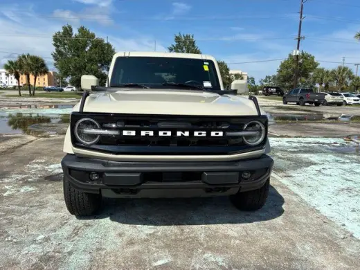 Ford Bronco 2025 4x4 Outer Banks 4dr SUV