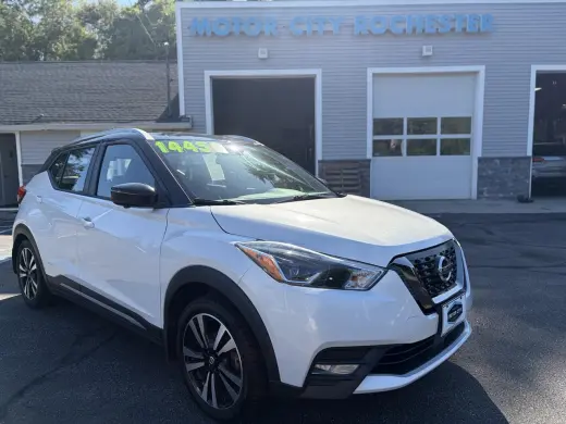 2020 Nissan Kicks SR