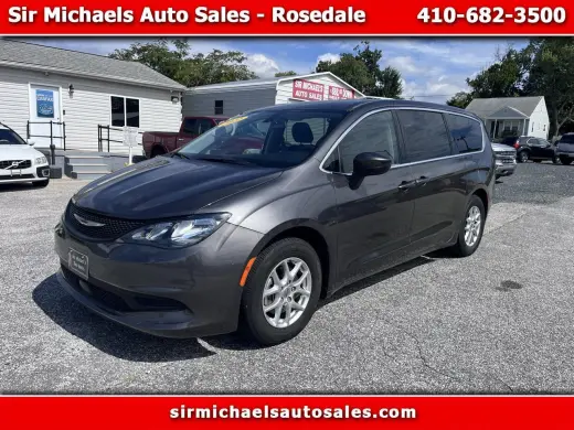 2022 Chrysler Voyager LX FWD