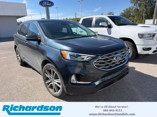 Ford Edge 2022 AWD Titanium 4dr Crossover