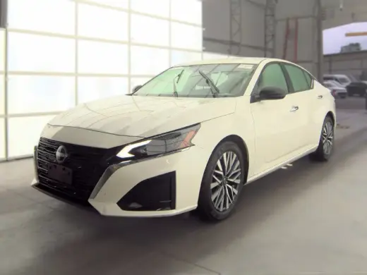 Nissan Altima 2024 2.5 SV Sedán 4 puertas