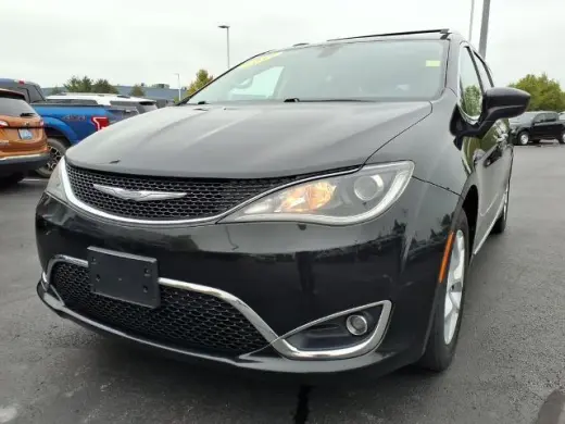 Chrysler Pacifica 2017 Touring-L Plus 4dr Mini-Van