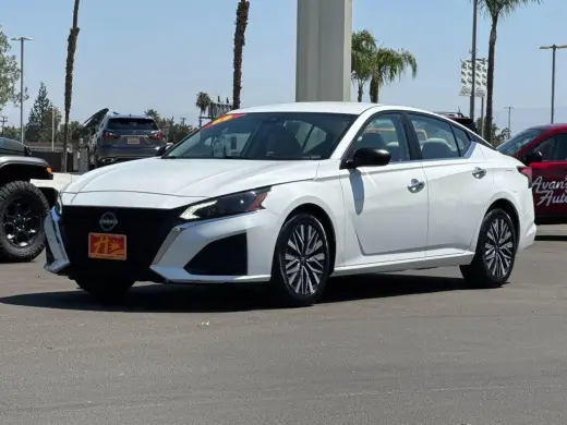 Nissan Altima 2025 2.5 SV 4dr Sedán