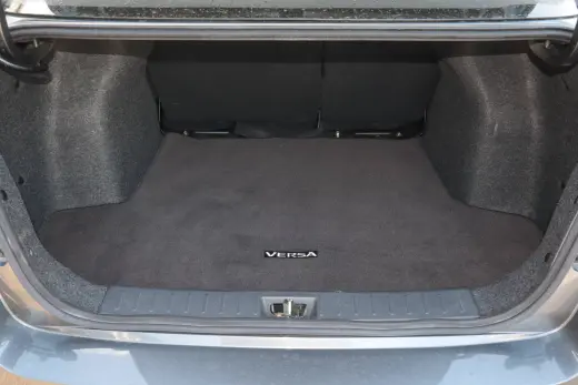 2025 Nissan Versa