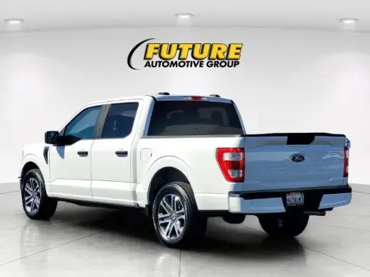 Ford F-150 2022 4x2 XL 4dr SuperCrew 5.5 ft. SB