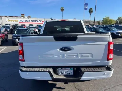 Ford F-150 2023 4x4 XL 4dr SuperCrew 5.5 ft. SB