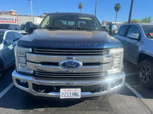Ford F-250 Super Duty 2018 4x2 Lariat 4 puertas Cabina Doble Caja Corta de 6.8 pies Pickup