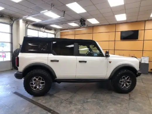 Ford Bronco 2022 4x4 Base Advanced SUV de 4 puertas