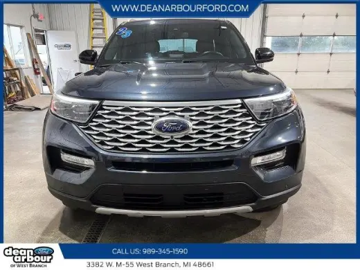 Ford Explorer 2023 AWD Platinum SUV de 4 puertas