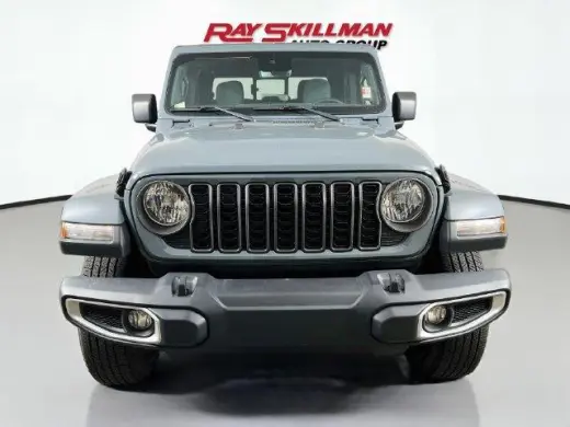 Jeep Gladiator 2024 4x4 Sport S Cabina Doble 4 puestas batea de 1.5 m