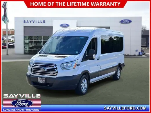 Furgoneta de pasajeros Ford Transit 2015 350 XL de 3 puertas, distancia entre ejes larga, techo mediano con puerta corredera en el lado del pasajero