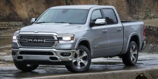 Ram 1500 2024 4x4 Laramie 4 puertas Cabina Doble caja corta de 5.6 pies