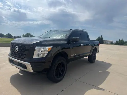 Nissan Titan 2021 4x4 SV 4dr Crew Cab 5.6 ft. SB