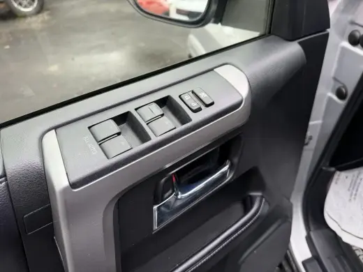 Toyota 4Runner 2018 4x4 SR5 4dr SUV