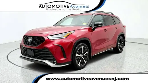 Toyota Highlander 2022 AWD XSE 4dr SUV