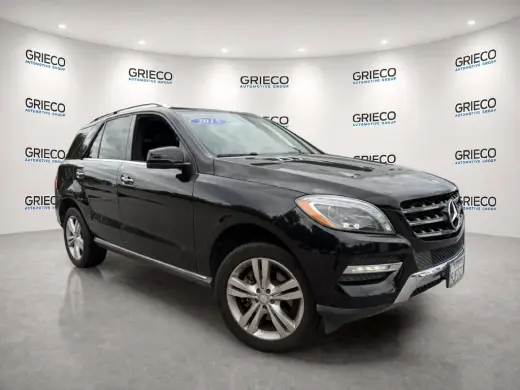 Mercedes-Benz Clase M 2015 tracción total ML 350 4MATIC 4dr SUV