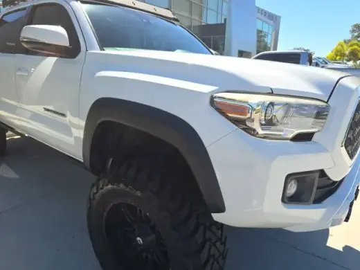 Toyota Tacoma 2018 4x4 TRD Pro 4p Doble Cab 5.0 ft CB 6M