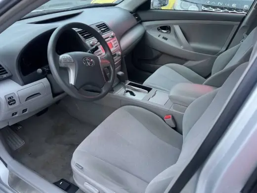 Toyota Camry Hybrid 2011