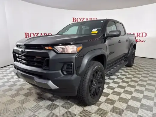 Chevrolet Colorado 2024 4x4 Trail Boss 4dr Crew Cab 5 ft. SB