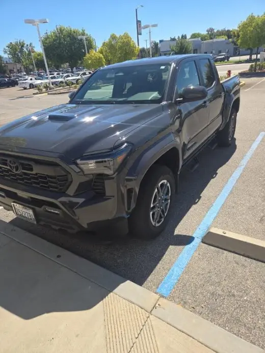 Toyota Tacoma 2024 4x2 TRD Sport 4dr Double Cab 5.0 ft SB