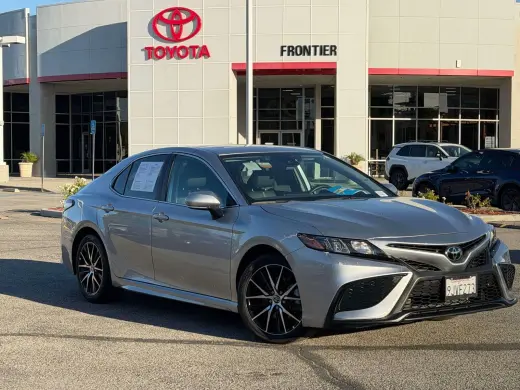 Toyota Camry 2024 SE 4p Sedán