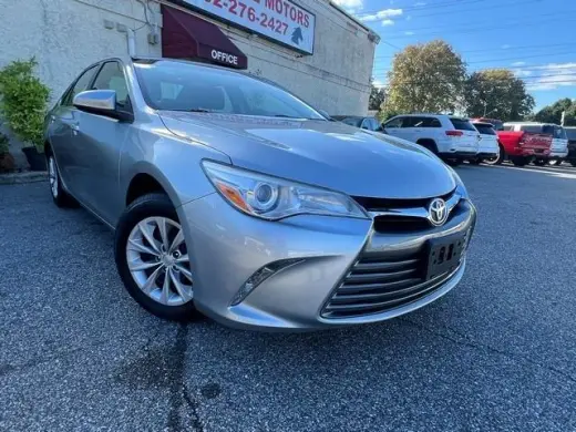 2017 Toyota Camry XLE Auto (Natl)