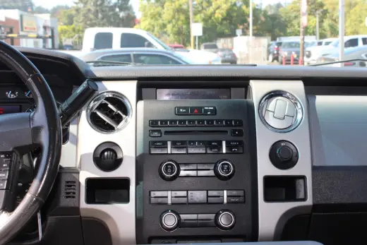 2012 Ford F-150 2WD SuperCab 145" XLT
