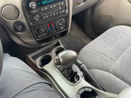 2004 Chevrolet TrailBlazer 4dr 2WD LS