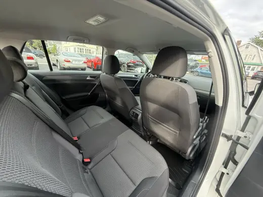 2019 Volkswagen e-Golf