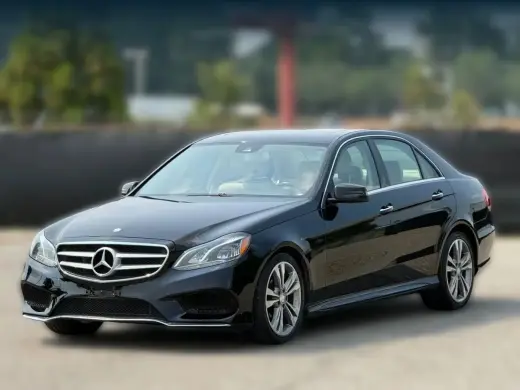 Mercedes-Benz Clase E 2014 E 350 Luxury 4dr Sedán