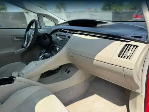 Toyota Prius 2011 One 4puertas Hatchback