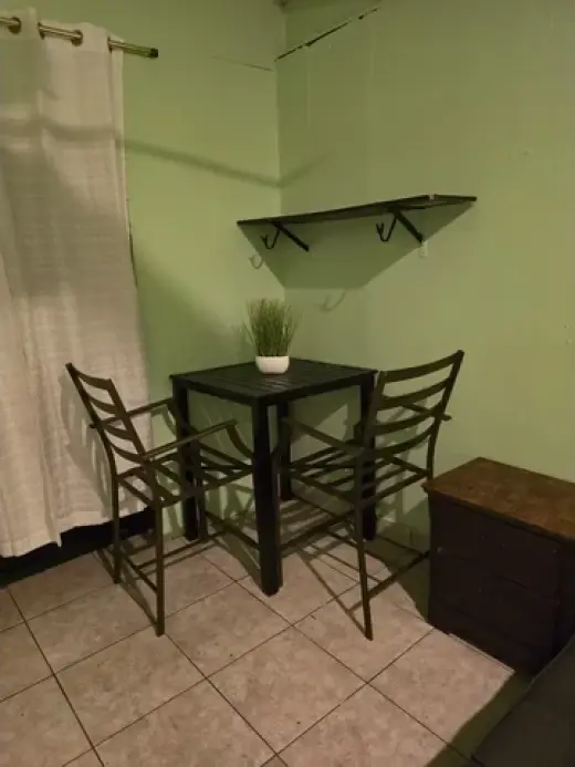 Se renta cuarto