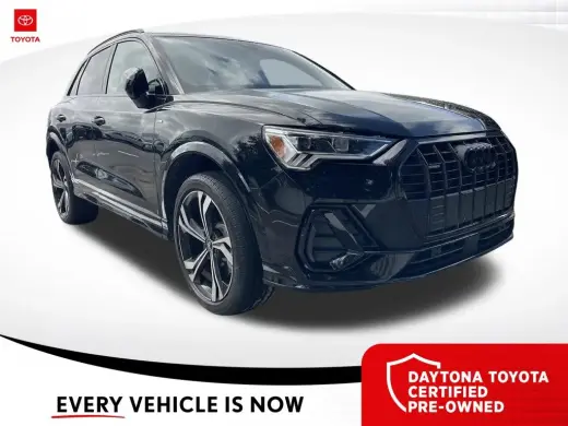 Audi Q3 2024 AWD quattro S line Premium Plus 45 TFSI 4dr SUV