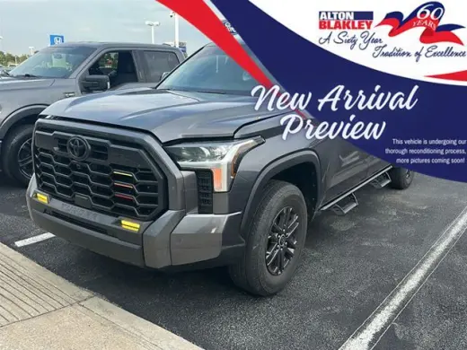 Toyota Tundra 2024 4x4 SR5 4dr Cab Pickup CrewMax