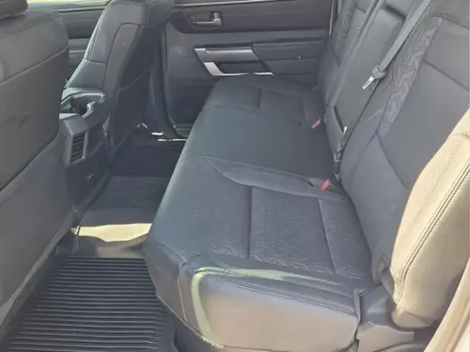 Toyota Tundra 2024 4x2 SR5 4dr CrewMax Cab Pickup SB