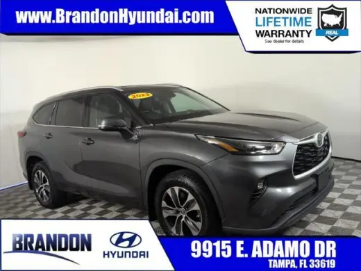 Toyota Highlander 2022 AWD XLE 4dr SUV
