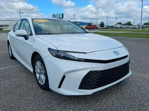 Toyota Camry 2025 LE 4dr Sedán